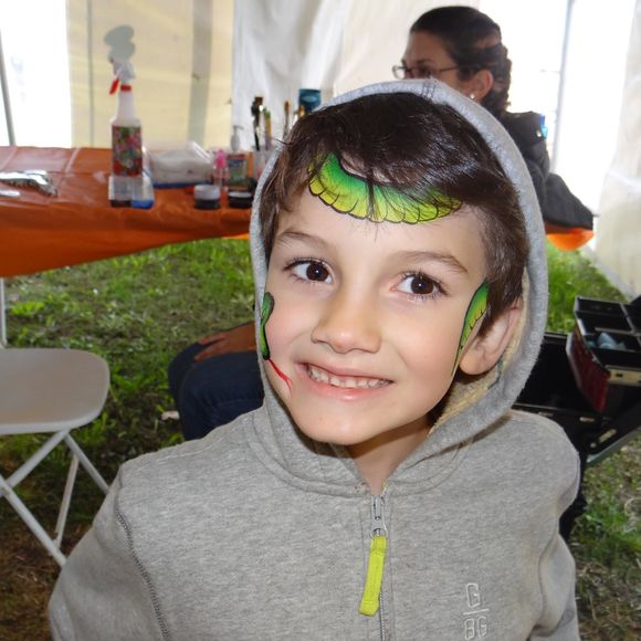 Meet your Posher, Stacey - Picture 1 of 1